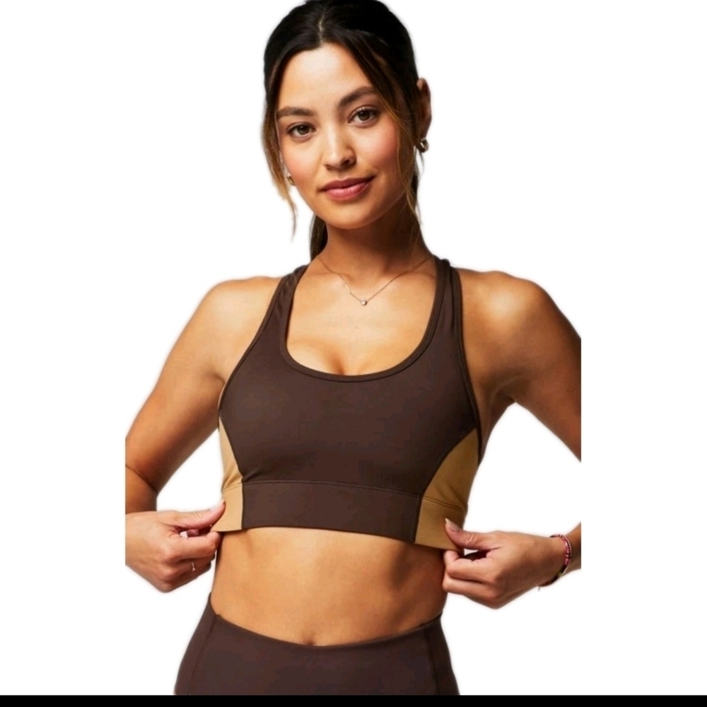 Fabletics Womens Brown On The Go Medium Impact Workou Sports Bra Cacao Quicksand